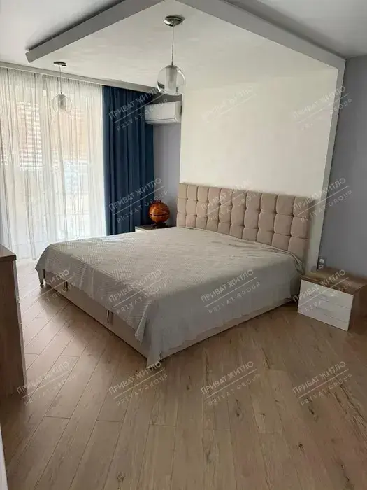 Трикімнатна картира у центрі міста | Приват житло